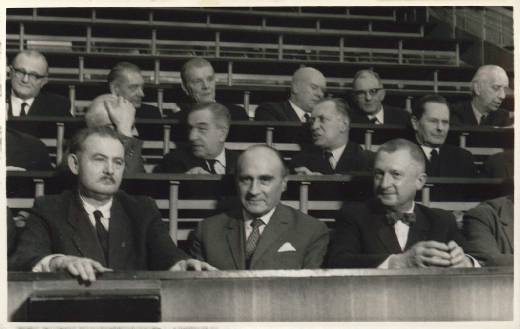 Fotografie różne : prof. Tadeusz Riedel (1905-1994), Wydział Mechaniczny (lata 60-70. XX w.)
